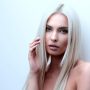 Le shampoing bleu, l’atout beauté des cheveux blonds !